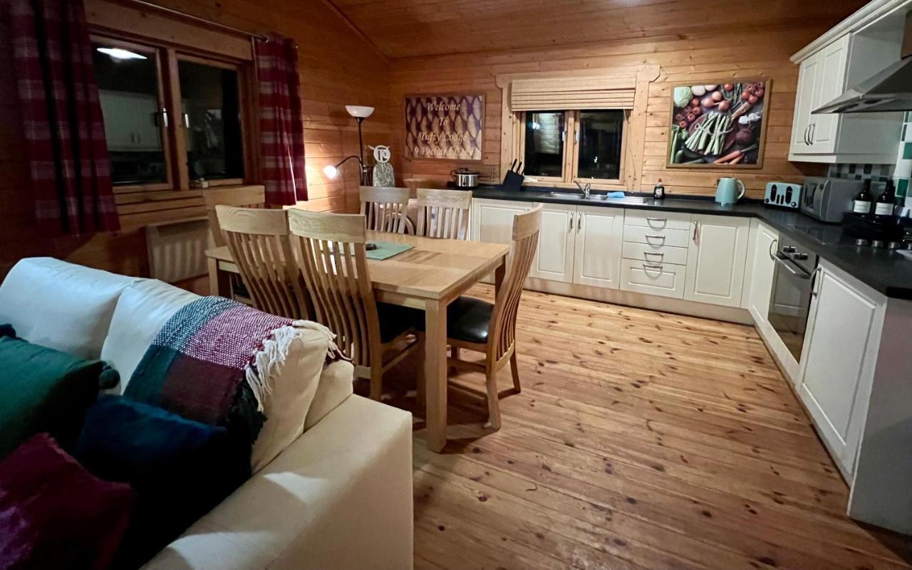 Tufty Lodge, Lake Pochard Lodge 9 South Cerney Eksteriør bilde