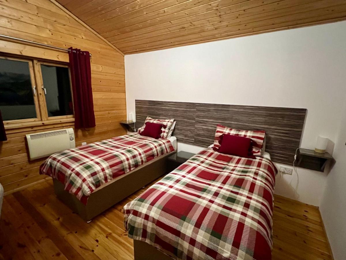 Tufty Lodge, Lake Pochard Lodge 9 South Cerney Eksteriør bilde